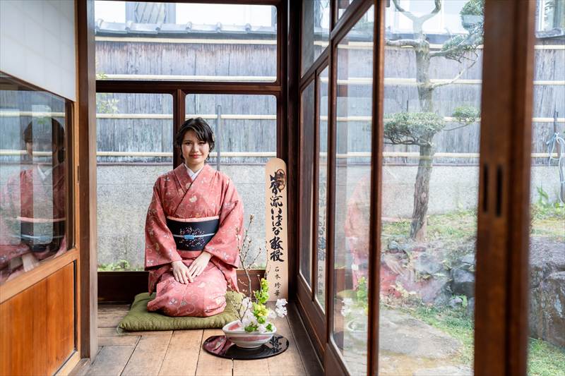 大阪・枚方の古民家で楽しむ「小原流生け花体験」3つの魅力