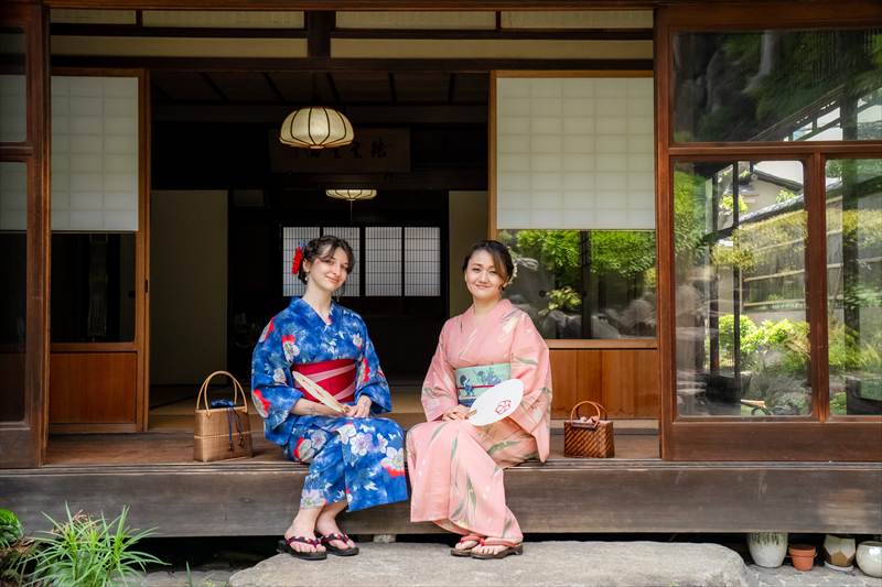 枚方で過ごす1日 少人数でゆったりめぐる観光と特別な日本文化体験（浴衣・茶道・お食事付き）