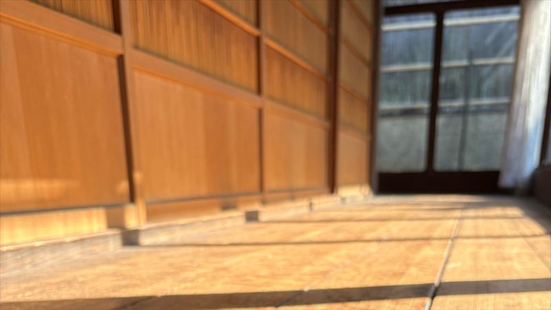 あたたかな光が差し込む「L字の廊下」 ポートレート・商品撮影に